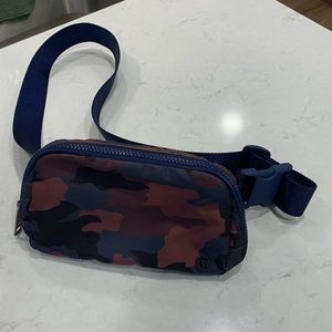 Lu Lu everywhere bag